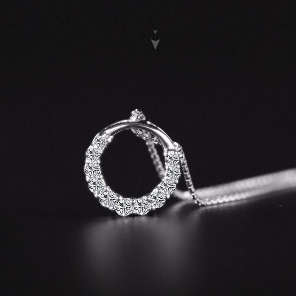 NEW 925 Sterling Silver Diamond Circle Necklace D - Picture 4 of 8